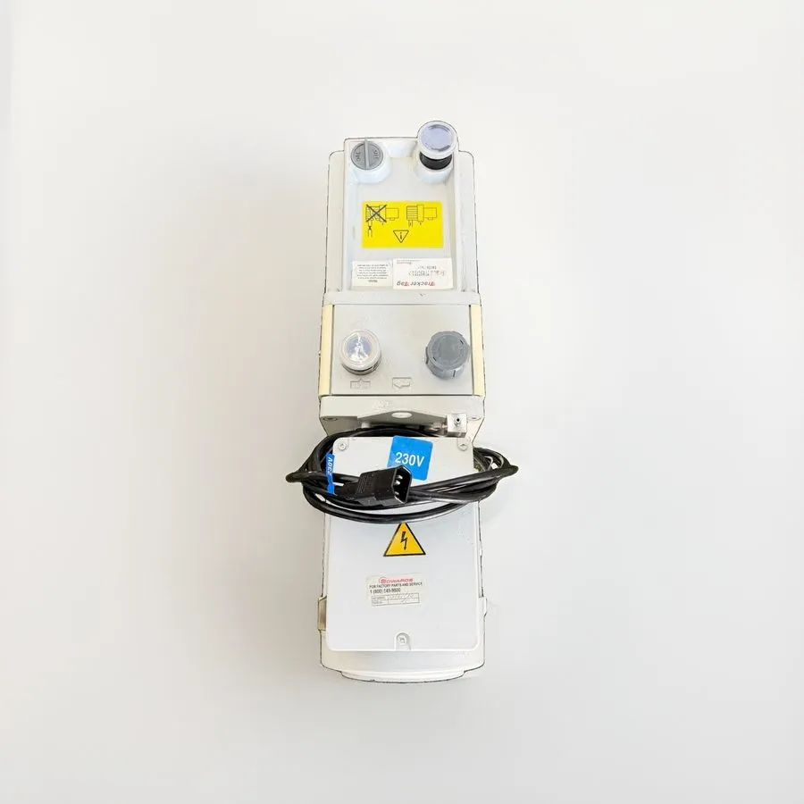 Насос EDWARDS E2M28 ROTARY VACUUM PUMP A37319903 230–240 V single-phase — фото лота 1