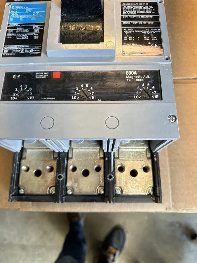 Автоматический выключатель SIEMENS SENTRON SERIES 800 AMP CIRCUIT BREAKER 600 VA