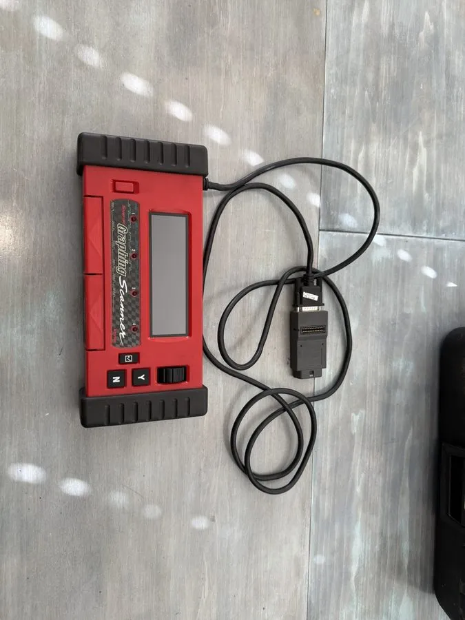 Диагностический сканер Snap-on MTG2500 Graphing Scanner OBD1 OBD2 Adapters Cartr — фото лота 1