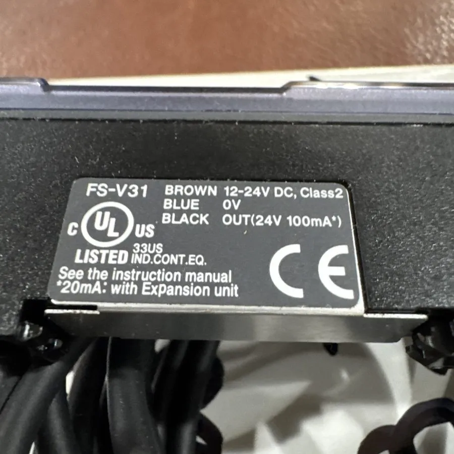 Датчик Keyence FS-V31 Photoelectric Sensor 12-24v-dc