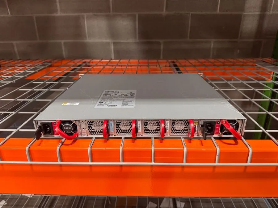 Коммутатор Arista DCS-7060CX2-32S-F 32x 100GbE QSFP28 + 2x 10GbE SFP+ L3 Switch