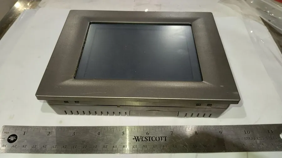 ADVANTECH TPC-61T-E3AE TPC-61 18-32 VDC