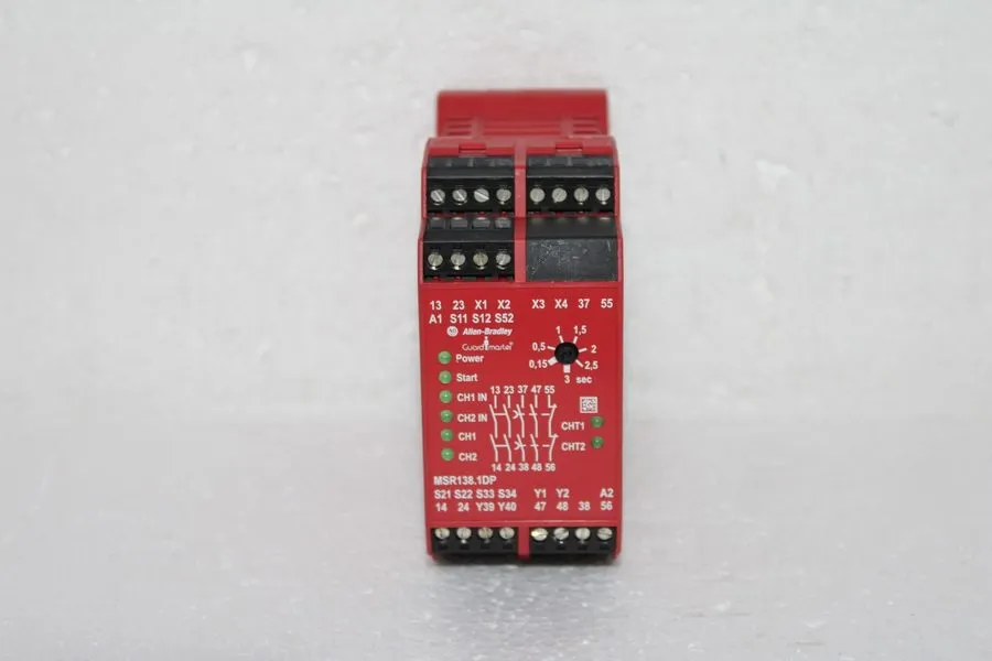 Реле безопасности Allen-Bradley MSR138.1DP Safety Relay 440R-M23084 24VAC/DC Tim