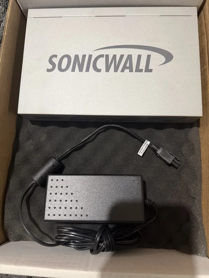 Межсетевой экран SonicWALL TZ 215 Wireless-N Firewall VPN Device 01-SSC-3038 w/ 