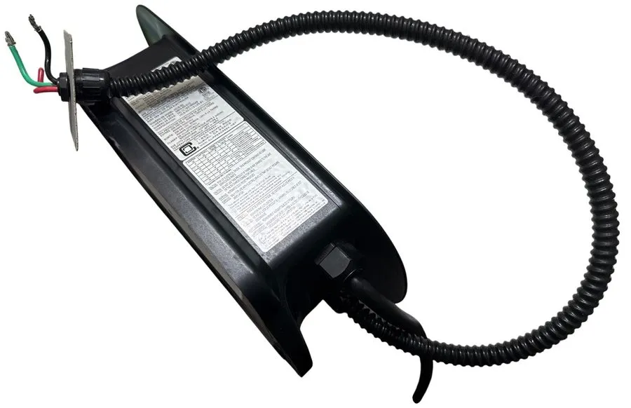 Аккумулятор Clipper Creek Level 2 EV Charger -Model HCS-50 Amps EUC