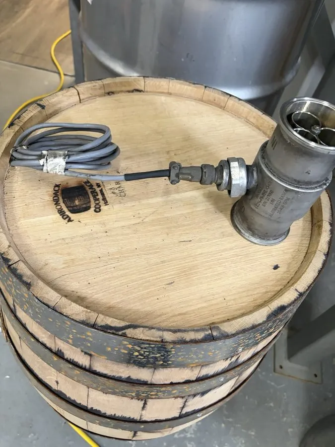 Расходомер Liquid Controls S/S Turbine Flow Meter LC2 1/2-FS-PHL-G-6X 25-400 GPM — фото лота 1