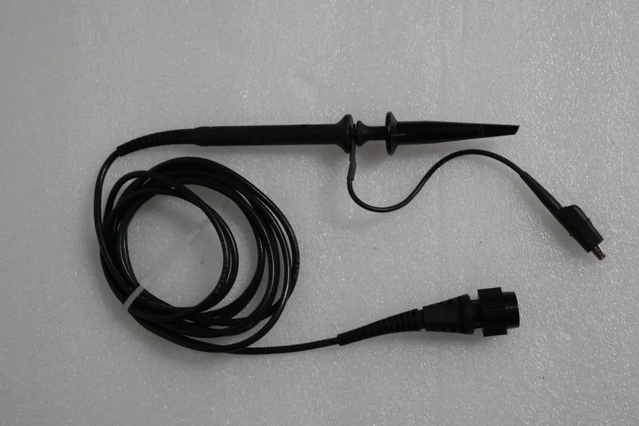 Пробник Tektronix P6117: 200MHz 10x Probe