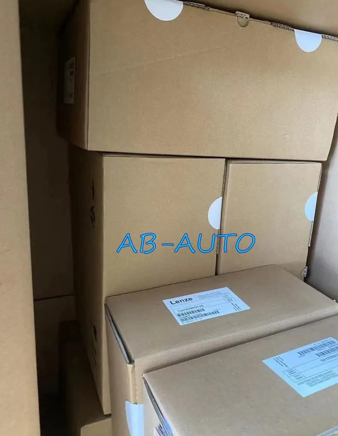 Сервопривод EVS9327-EI Inverter LENZE servo drive