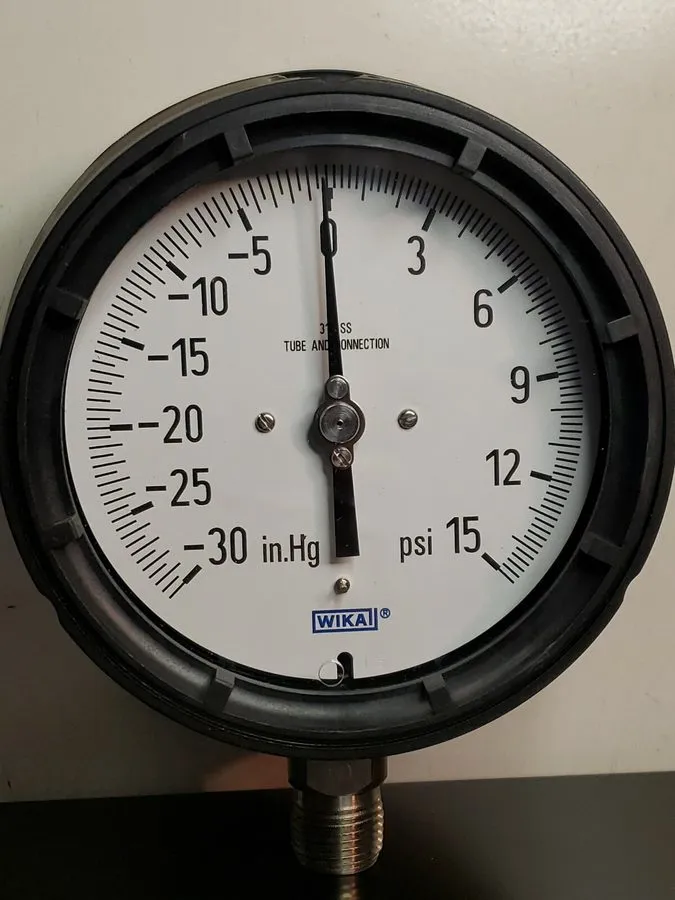 Трубопроводная арматура WIKA 212.34 4.5" 30" Vac / 15 PSI, SS 1/2" NPT LM, DUAL  — фото лота 1
