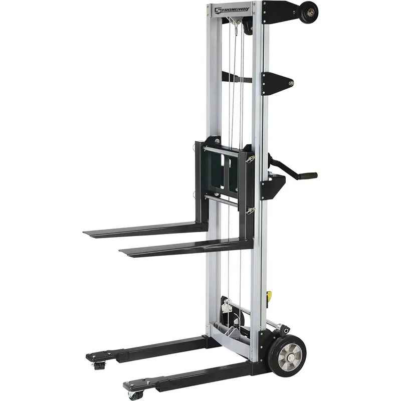 Таль Strongway Hand Winch Stacker, 500-Lb. Capacity