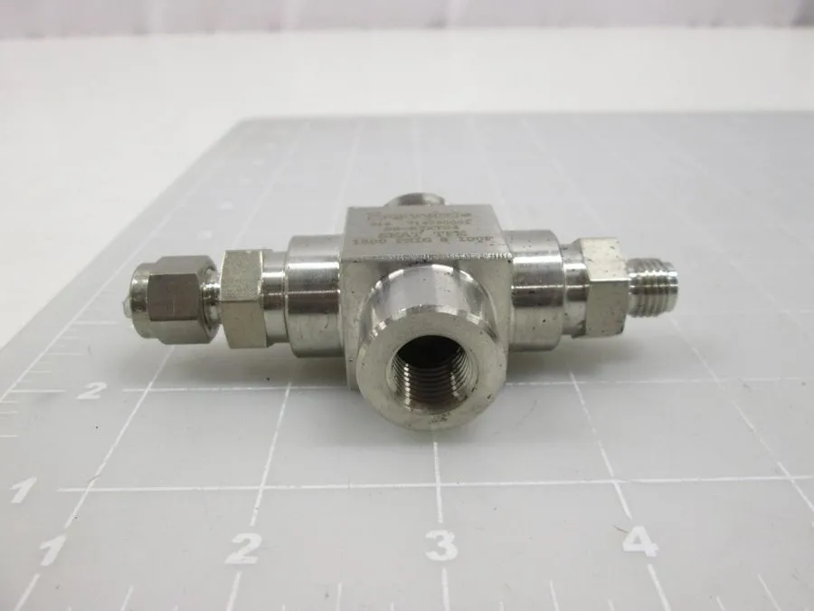 Клапан Swagelok SS-83XTS4 SS 3-Piece High Pressure 3-Way Ball Valve FNSP