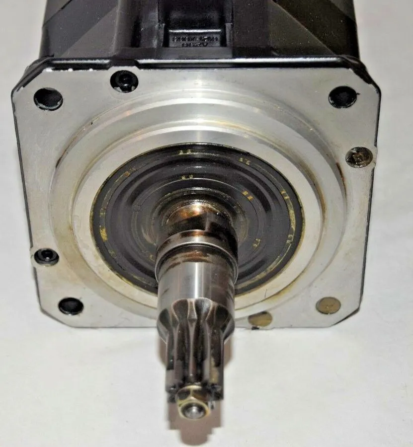 Серводвигатель Fanuc A06B-0123-B175 a3/3000 AC Servo Motor 127 V 0.9 kW A06B (VT