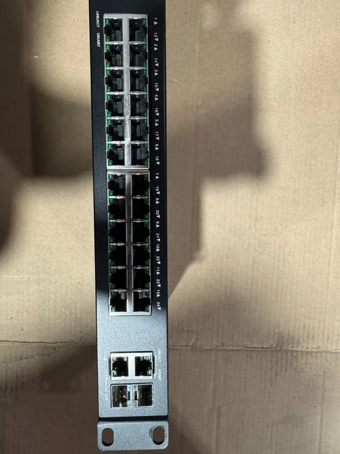 Коммутатор Cisco SG220-26 26-Port Gigabit Smart Plus Switch w/ Power Cord