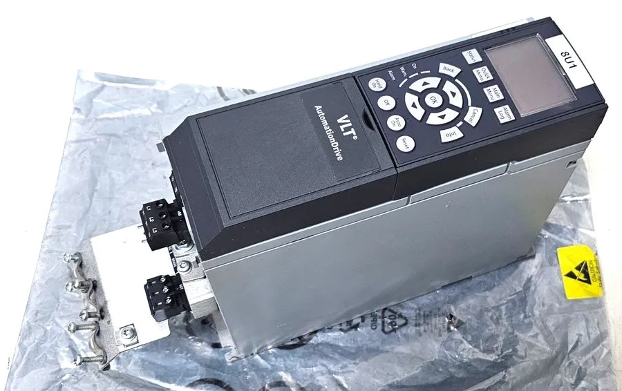 Частотный преобразователь DANFOSS 131H3493 VLT AUTOMATION DRIVE FC-302 FREQUENCY