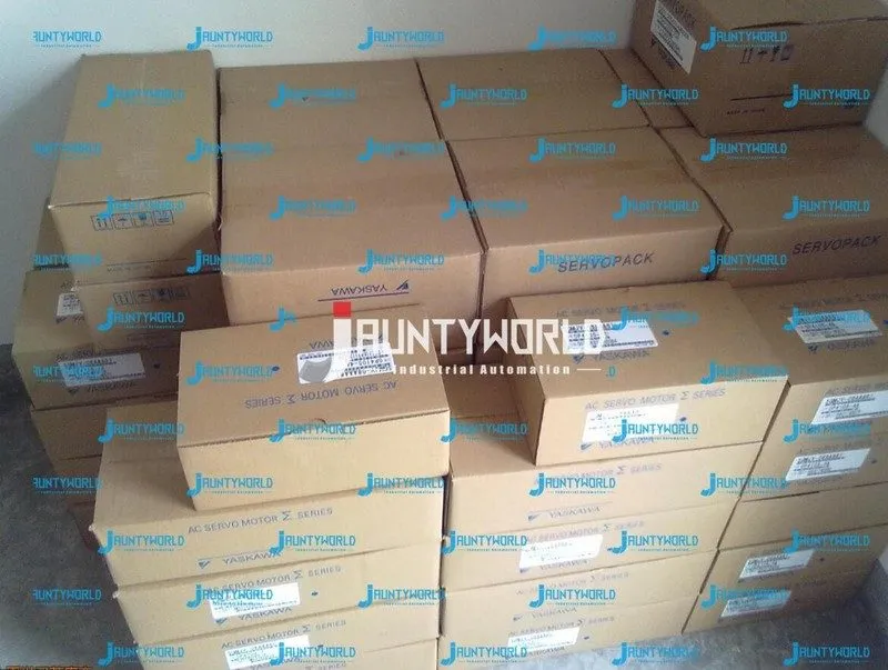Электродвигатель 1PC Yaskawa SGDV-3R8A11A002000 Servo Driver