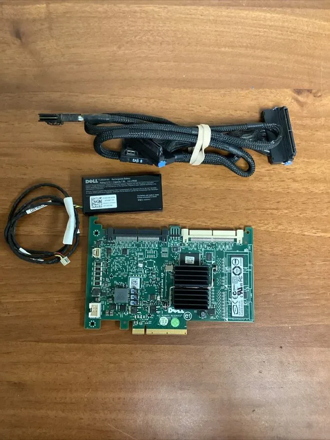 Контроллер DELL PERC 6i SAS RAID CONTROLLER PCI-E SAS/SATA 256MB E2K-UCP-61-(B)  — фото лота 1