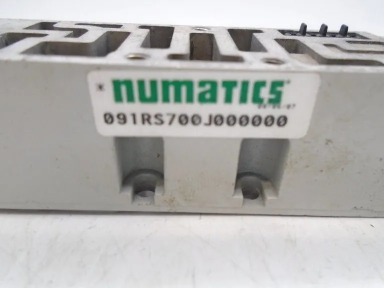 Трубопроводная арматура NUMATICS PNEUMATIC 091RS700J000000 PRESSURE REGULATOR