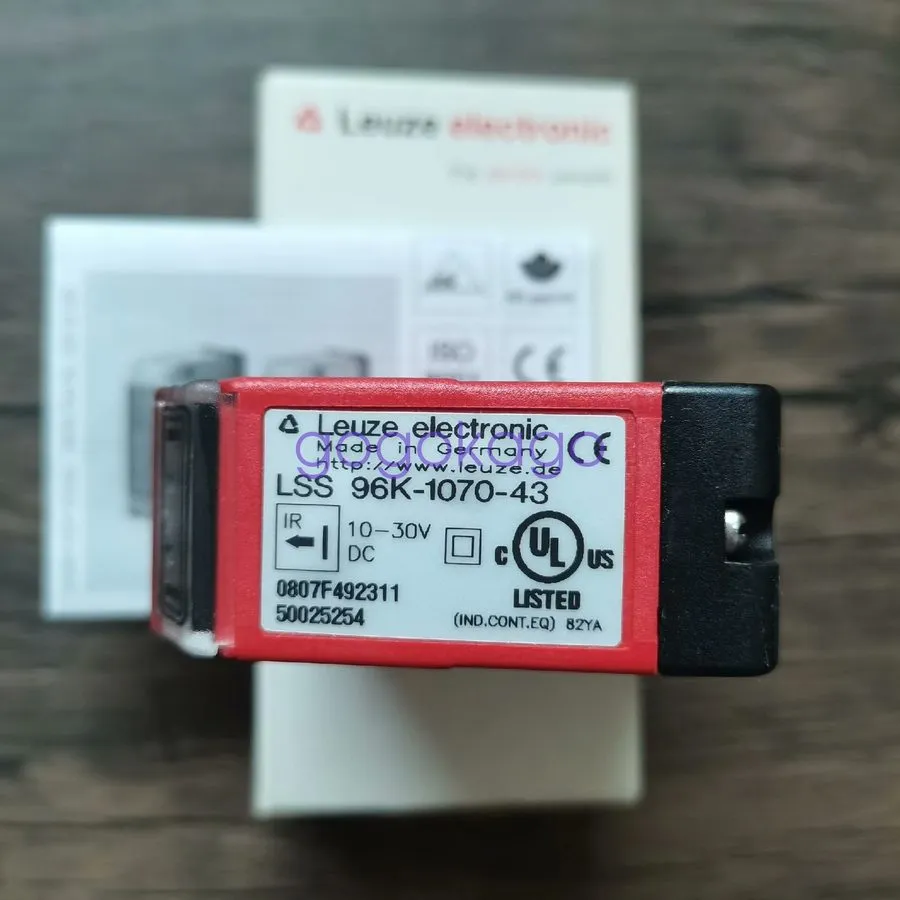 Датчик LEUZE LSS 96K-1070-43 50025254 sensor shipping