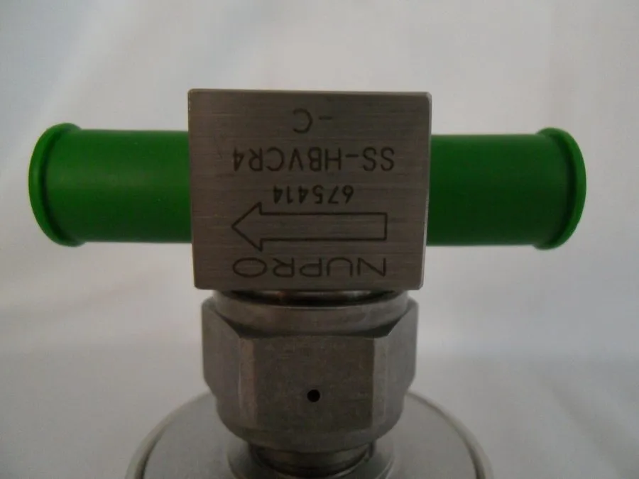 Клапан NUPRO BELLOW VALVE 1/4 MALE SS-HBVCR-4 SWAGELOK
