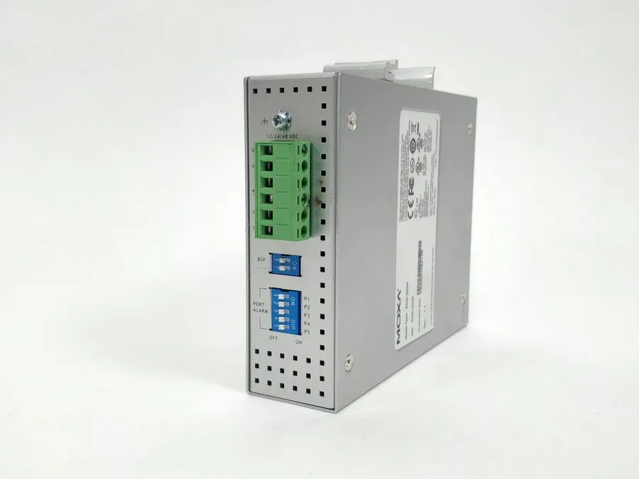 IIoT-устройство MOXA EDS-G205 Ethernet Switch