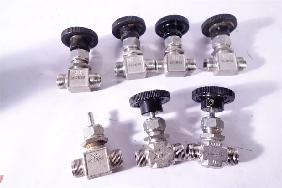 Клапан Swagelok SS-1kS8 -Integral-Bonnet Needle Valve-5,000 psig