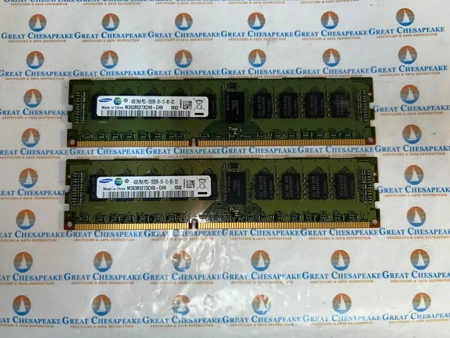 Модуль памяти Samsung M393B5273CH0-CH9 4GB PC3-10600R DDR3 Server Ram A794 — фото лота 1