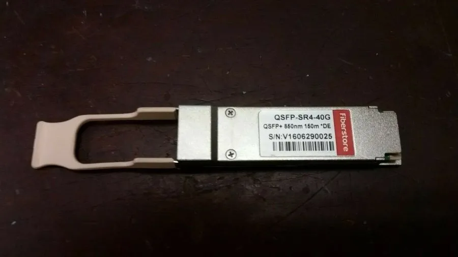 Трансивер Fiberstore QSFP-SR4-40G 40GBASE-SR4 QSFP+ 850nm MPO DOM Transceivers M