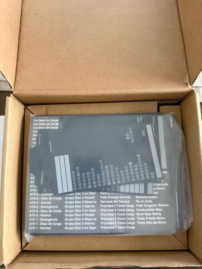 Генератор Cummins PowerCommand Universal Annunciator 0300-5929-02 Generator Pane — фото лота 2