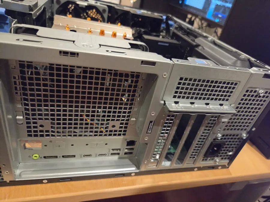 Dell Precision 3680 i9-14900K 128GB 1TB SSD