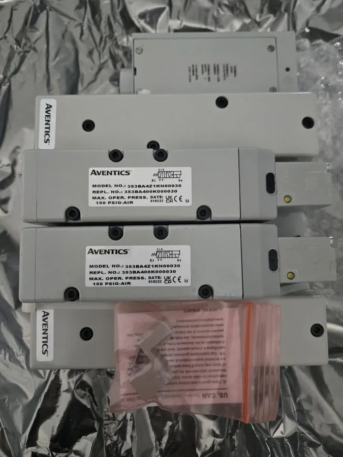 Пневмооборудование AVENTICS PART 239-1229 SOLENOID MODEL: 353BA421KN00030/ AV35A — фото лота 1