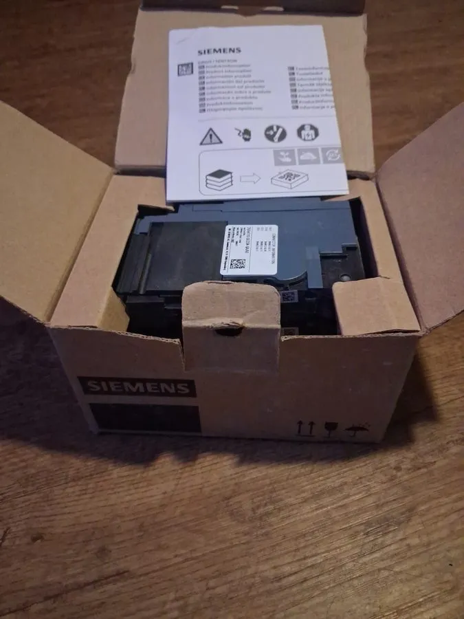 Автоматический выключатель SIEMENS 3VA4110-5ED34-0AA0 CIRCUIT BREAKER 3P 100A 48 — фото лота 1