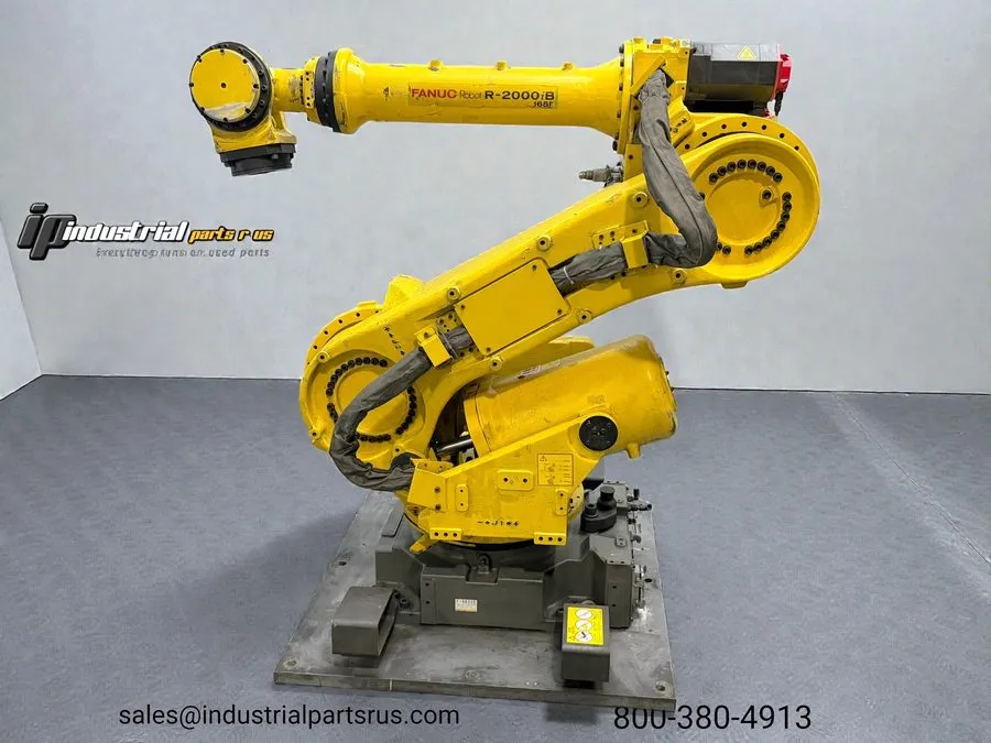 Робот Fanuc Robot Manufacture R-2000iB/165F R-30iB — фото лота 2
