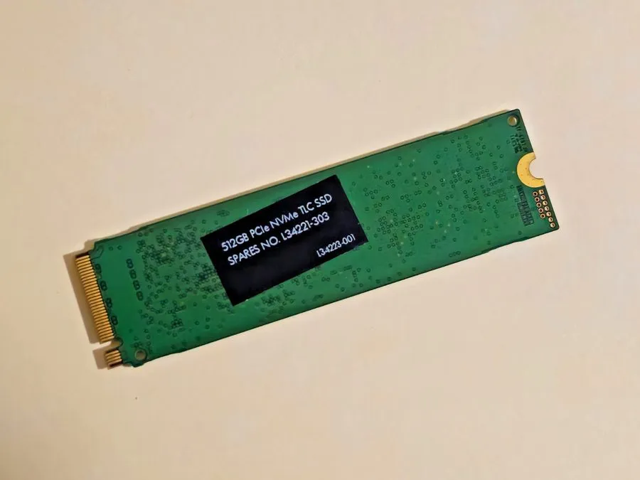 SSD-накопитель 512GB NVMe PCIe M.2 2280 SSD Samsung PM981 94% 97% Health