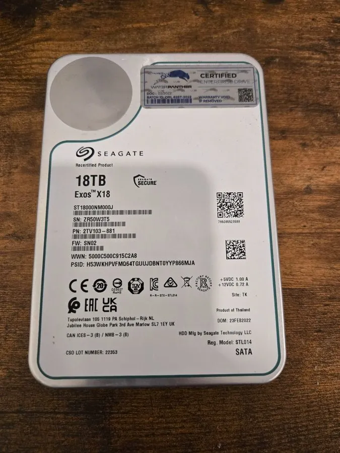 Жёсткий диск ST18000NM000J Seagate Exos X18 3.5" 18TB SATA 6Gb 7.2K Enterprise H