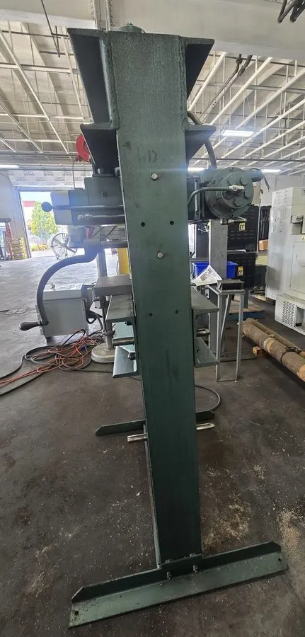 Оборудование ЧПУ Dake Elec-Draulic I 50-Ton Hydraulic Press model 5-050