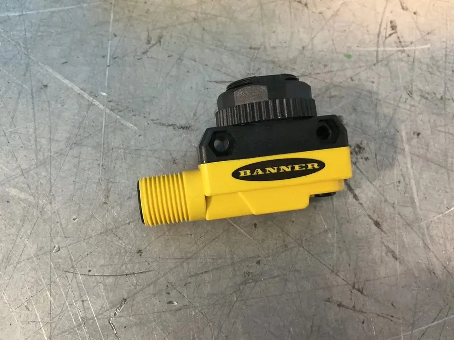 Фотоэлектрический датчик Banner QS18VP6LLPQ8 Photoelectric Sensor 10-30VDC M12 I