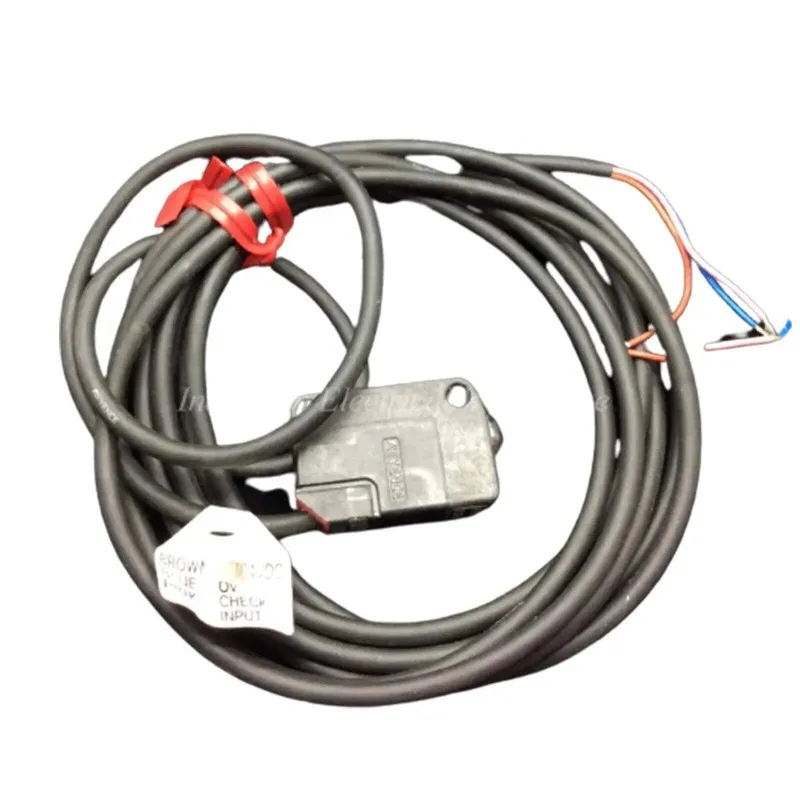 Фотоэлектрический датчик Keyence Photoelectric Sensor NPN12-24VDC Red LED PZ2-51