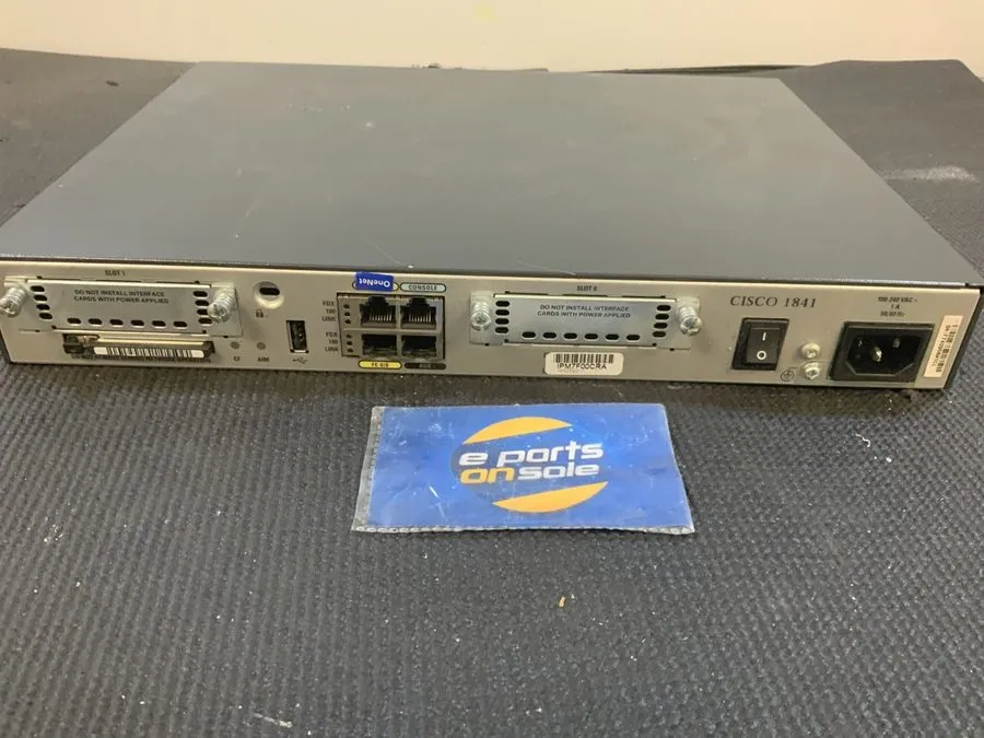 Маршрутизатор Cisco 1841 2-Port 10/100 Wired Router