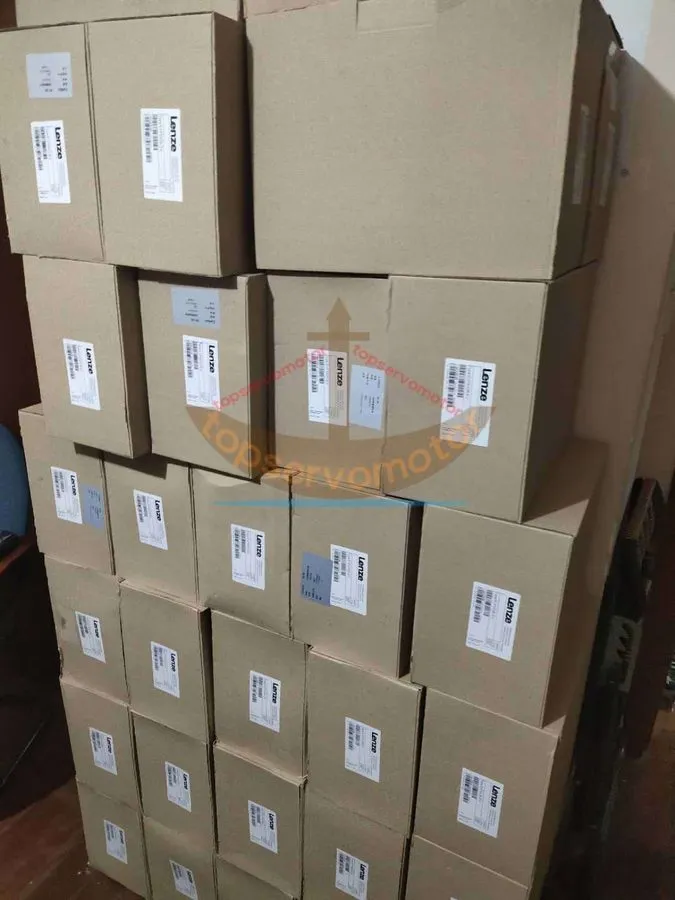 Сервопривод EVS9323-ER LENZE SERVO DRIVE INVERTER