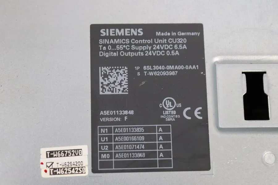 Сервопривод Siemens SINAMICS CU320 Servo Drive 6SL3040-0MA00-0AA1 24VDC 6.5A Dig