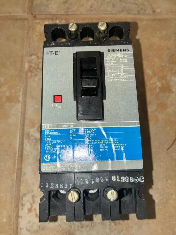 Автоматический выключатель Siemens ED43B060 Sentron Series Circuit Breaker 60A 3