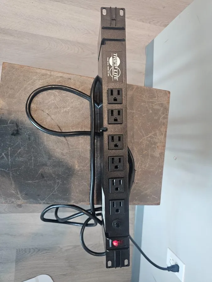TRIPP LITE RS-1215