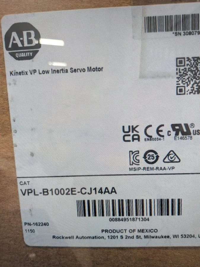 Серводвигатель Allen-Bradley VPL-B1002E-CJ14AA Kinetix VP Low Inertia Servo Moto