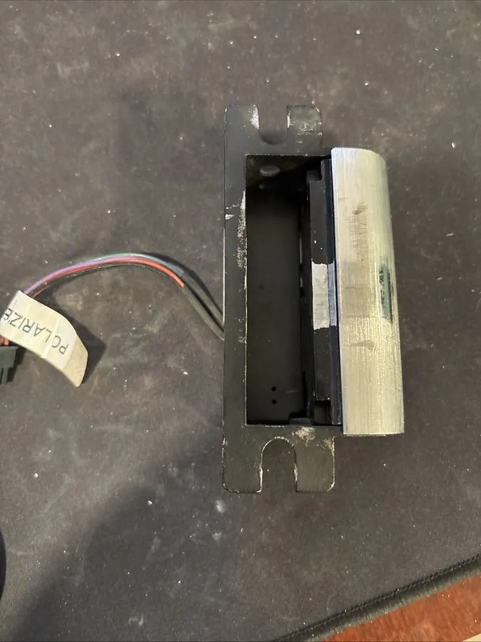 Оборудование видеонаблюдения HES ASSA ABLOY 1006-12/24D-630 1006 Electric Strike