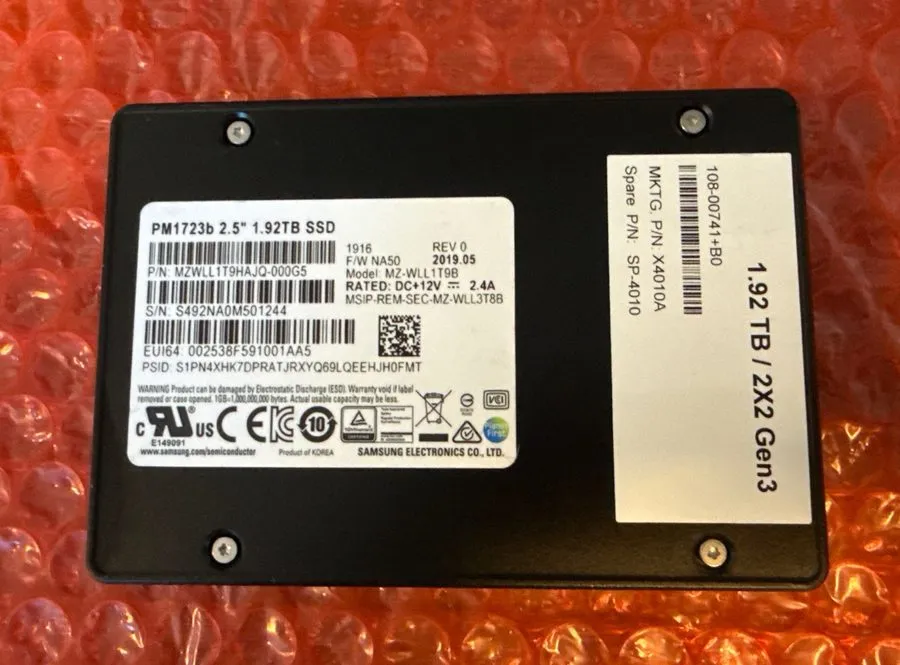 SSD-накопитель Samsung PM1723b 1.92TB HPE SSD U.2 NVME MZ-WLL1T9B MZWLL1T9HAJQ-0 — фото лота 1