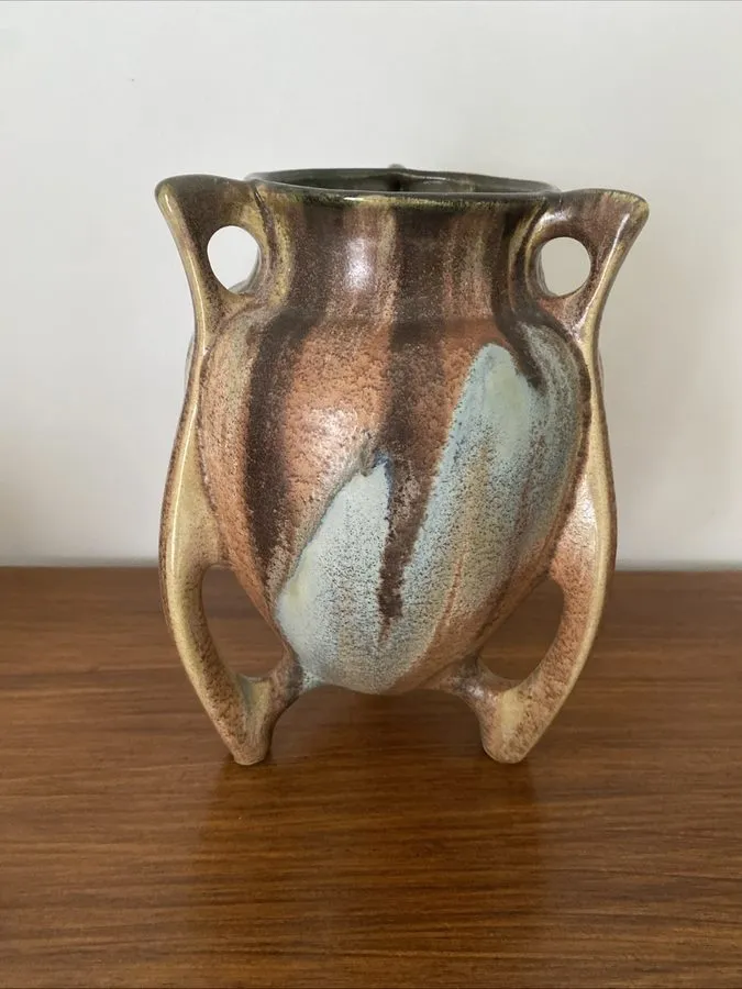 Оборудование видеонаблюдения Rare Art Deco Belgian Thulin Drip Glaze Vase Tripod — фото лота 2