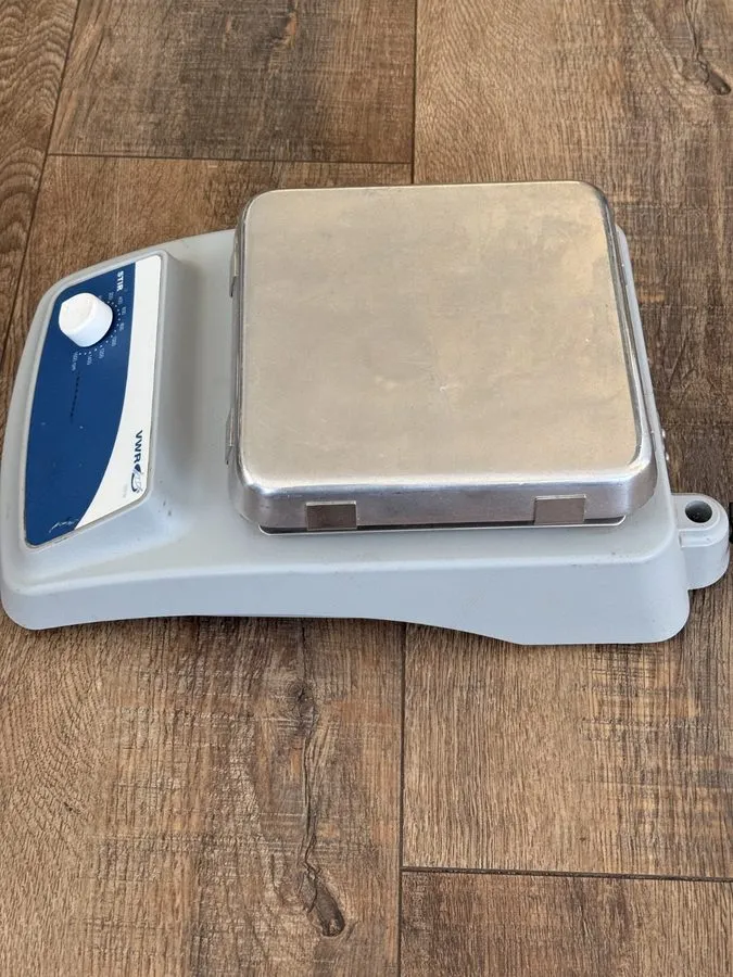 Магнитная мешалка VWR 7x7 Aluminum Magnetic Stirrer 97042-630