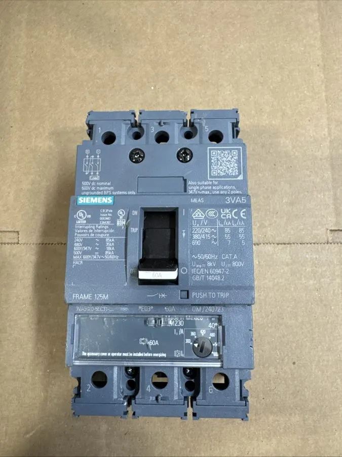 Автоматический выключатель 3VA5160-5EC31-0AA0 Siemens 60 Amp 600V 3-Pole Molded 