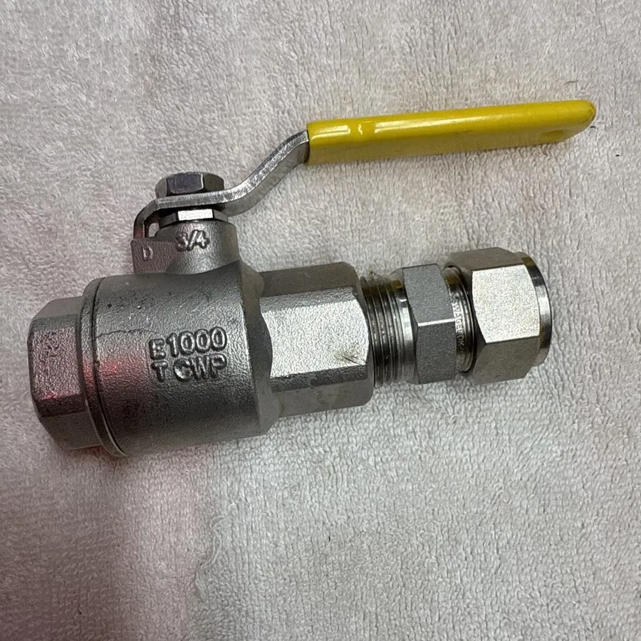 Клапан TOP-FLO 1" 1000-psi WOG Stainless Steel Sanitary Ball Valve, Lockable Lev — фото лота 1