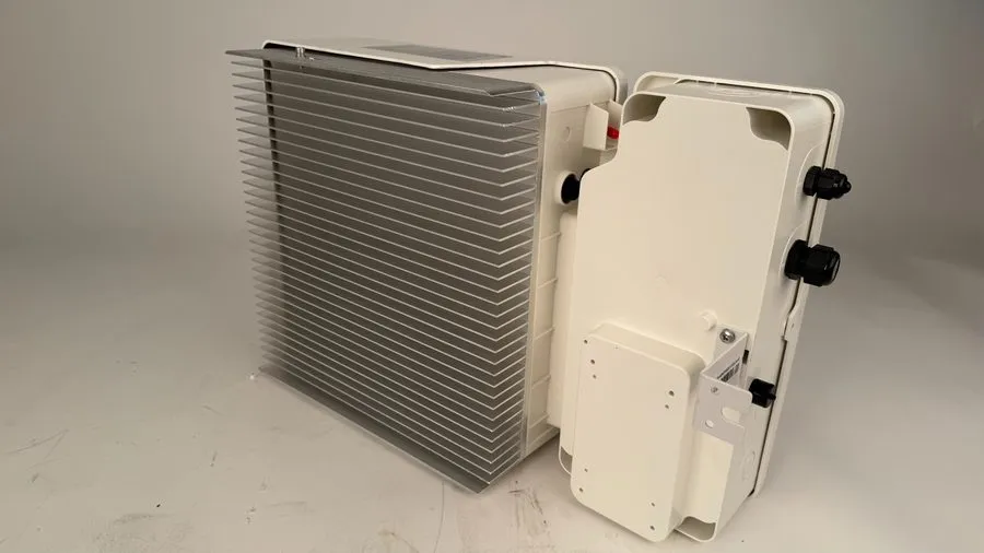Инвертор SolarEdge 11.4 kW SE11400H-US000BEU4 HD Wave Solar Inverter — фото лота 1